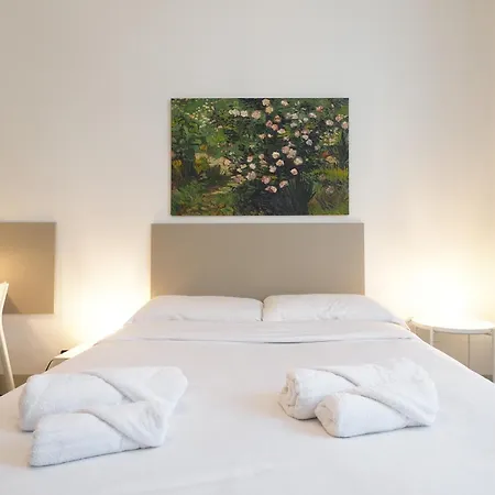 Apartment Primopiano Tadino Milan