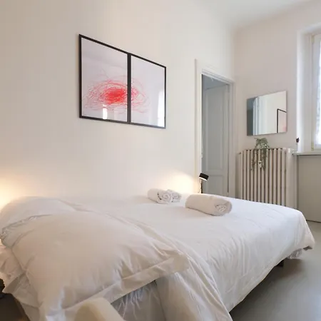 Primopiano Tadino Apartment