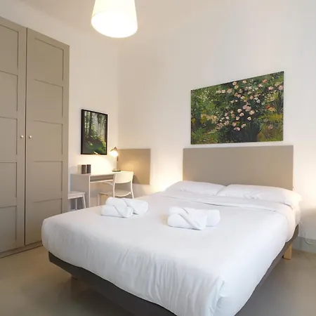 Primopiano Tadino Apartment *